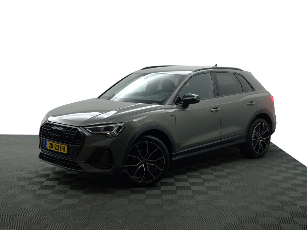 
								Audi Q3 35 TFSI S Competition Black Optic Aut- Sfeerverlichting, Bang Olufsen, CarPlay, Xenon Led, Camera, Park Assist vol									
