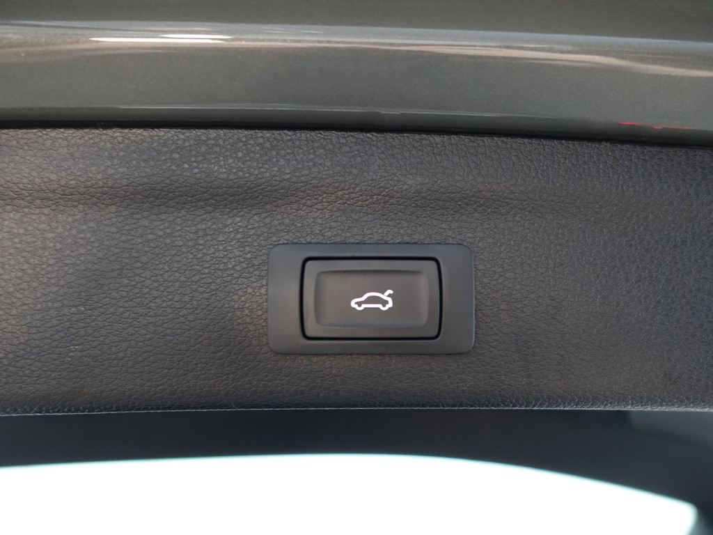 
								Audi Q3 35 TFSI S Competition Black Optic Aut- Sfeerverlichting, Bang Olufsen, CarPlay, Xenon Led, Camera, Park Assist vol									