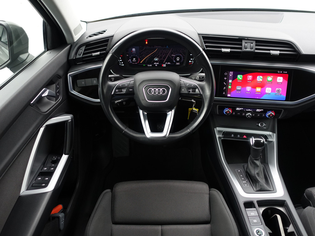 
Audi Q3 35 TFSI S Line Black Optic Aut- Virtual Cockpit, Xenon Led, CarPlay, Sport Interieur, Lane Assist vol									