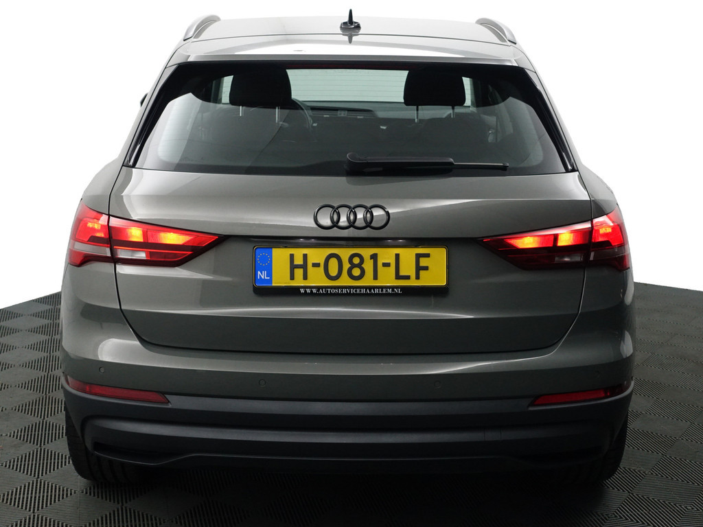 
Audi Q3 35 TFSI S Line Black Optic Aut- Virtual Cockpit, Xenon Led, CarPlay, Sport Interieur, Lane Assist vol									