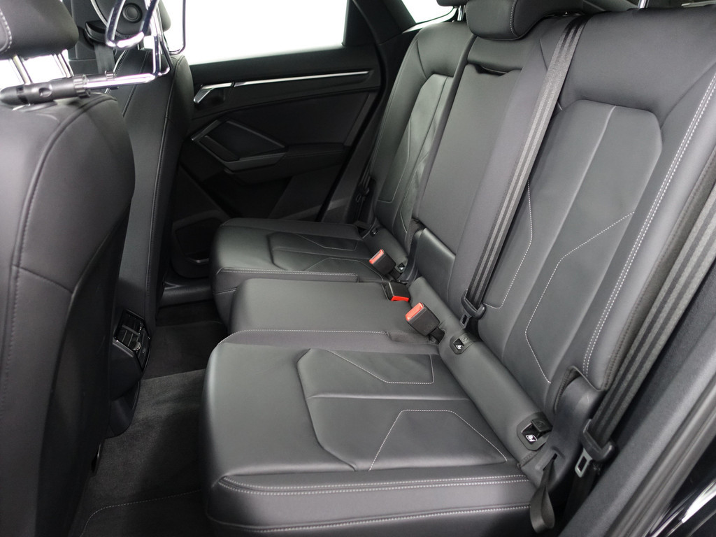 
Audi Q3 Sportback 35 TFSI S Line Aut- CarPlay, Xenon Led, Sfeerverlichting, Dynamic Select, Virtual Cockpit, Camera, Park Assist vol									