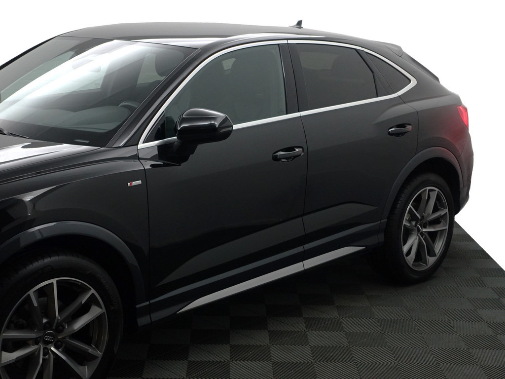 
Audi Q3 Sportback 35 TFSI S Line Aut- CarPlay, Xenon Led, Sfeerverlichting, Dynamic Select, Virtual Cockpit, Camera, Park Assist vol									