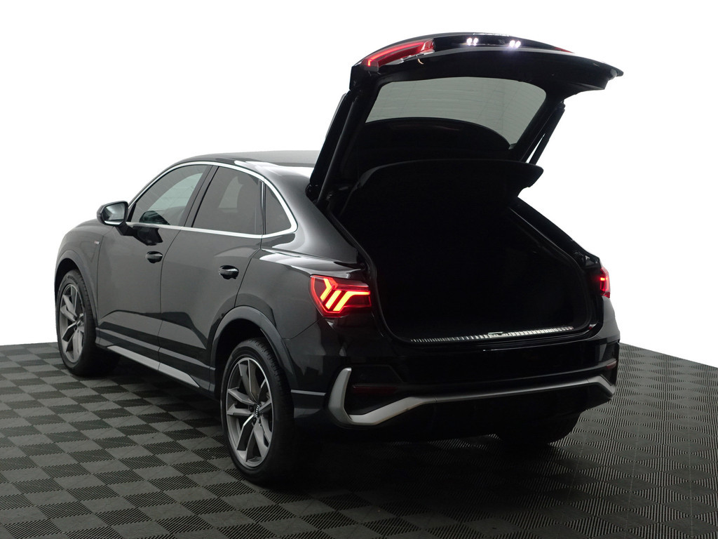 
Audi Q3 Sportback 35 TFSI S Line Aut- CarPlay, Xenon Led, Sfeerverlichting, Dynamic Select, Virtual Cockpit, Camera, Park Assist vol									