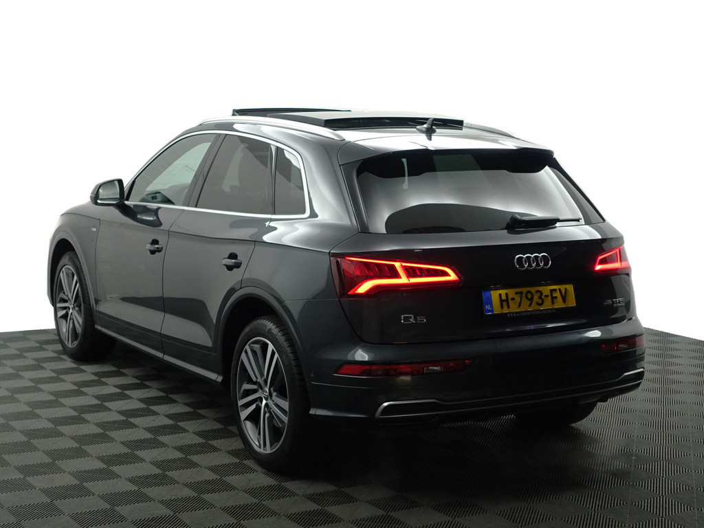 
								Audi Q5 45 TFSI Quattro S Line Aut- Panodak, Bang Olufsen, Memory, Standkachel, Keyless, Ada Cruise, Xenon Led vol									