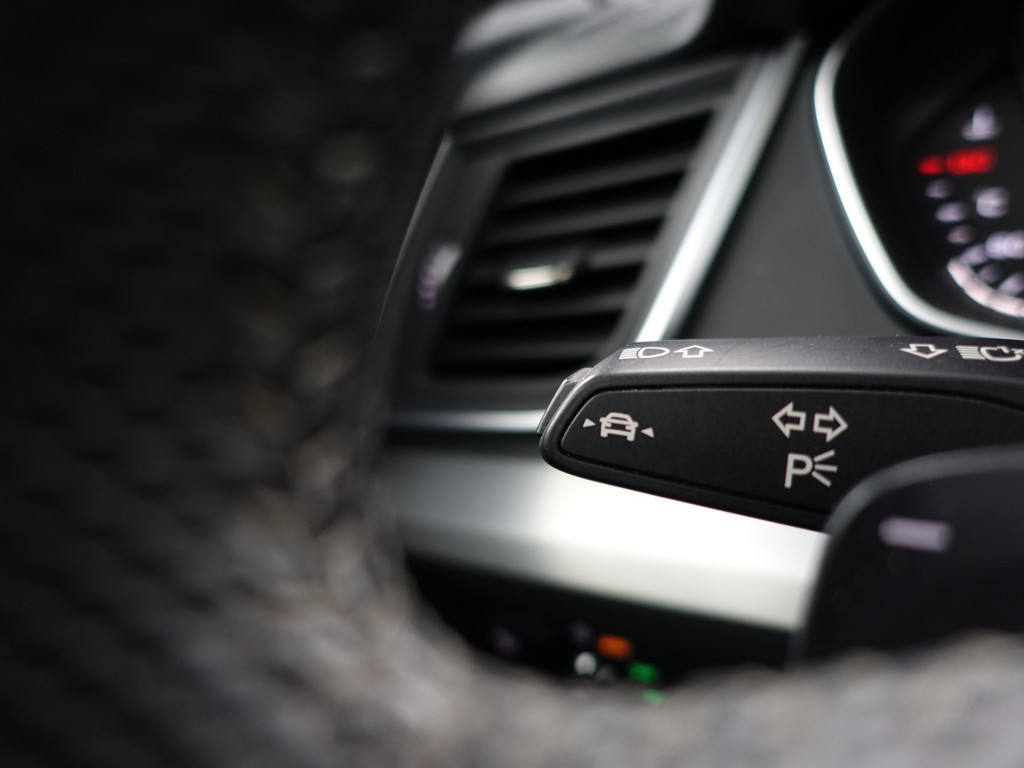 
								Audi Q5 45 TFSI Quattro S Line Aut- Panodak, Bang Olufsen, Memory, Standkachel, Keyless, Ada Cruise, Xenon Led vol									