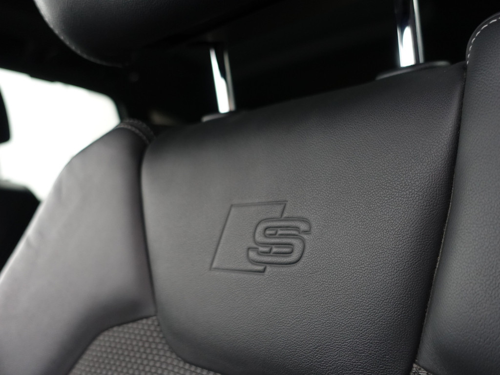 
								Audi Q5 45 TFSI Quattro S Line Aut- Panodak, Bang Olufsen, Memory, Standkachel, Keyless, Ada Cruise, Xenon Led vol									