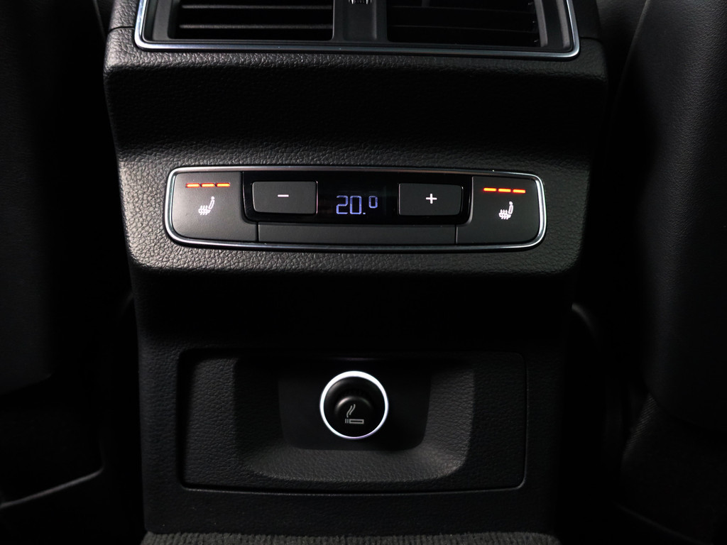 
								Audi Q5 45 TFSI Quattro S Line Aut- Panodak, Bang Olufsen, Memory, Standkachel, Keyless, Ada Cruise, Xenon Led vol									