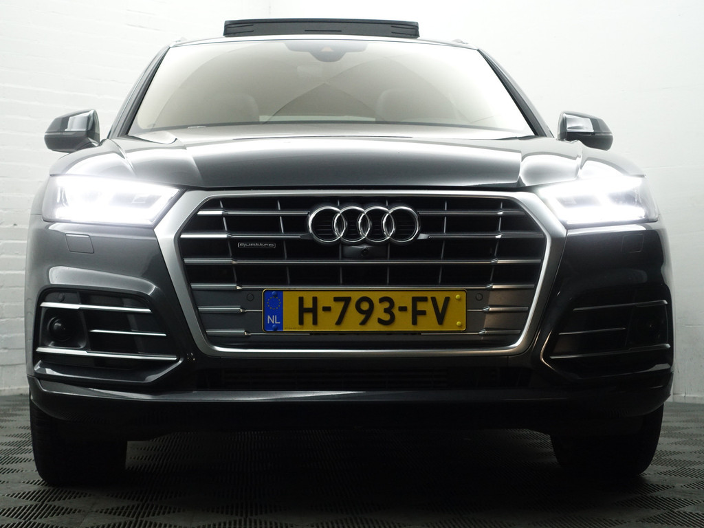 
								Audi Q5 45 TFSI Quattro S Line Aut- Panodak, Bang Olufsen, Memory, Standkachel, Keyless, Ada Cruise, Xenon Led vol									