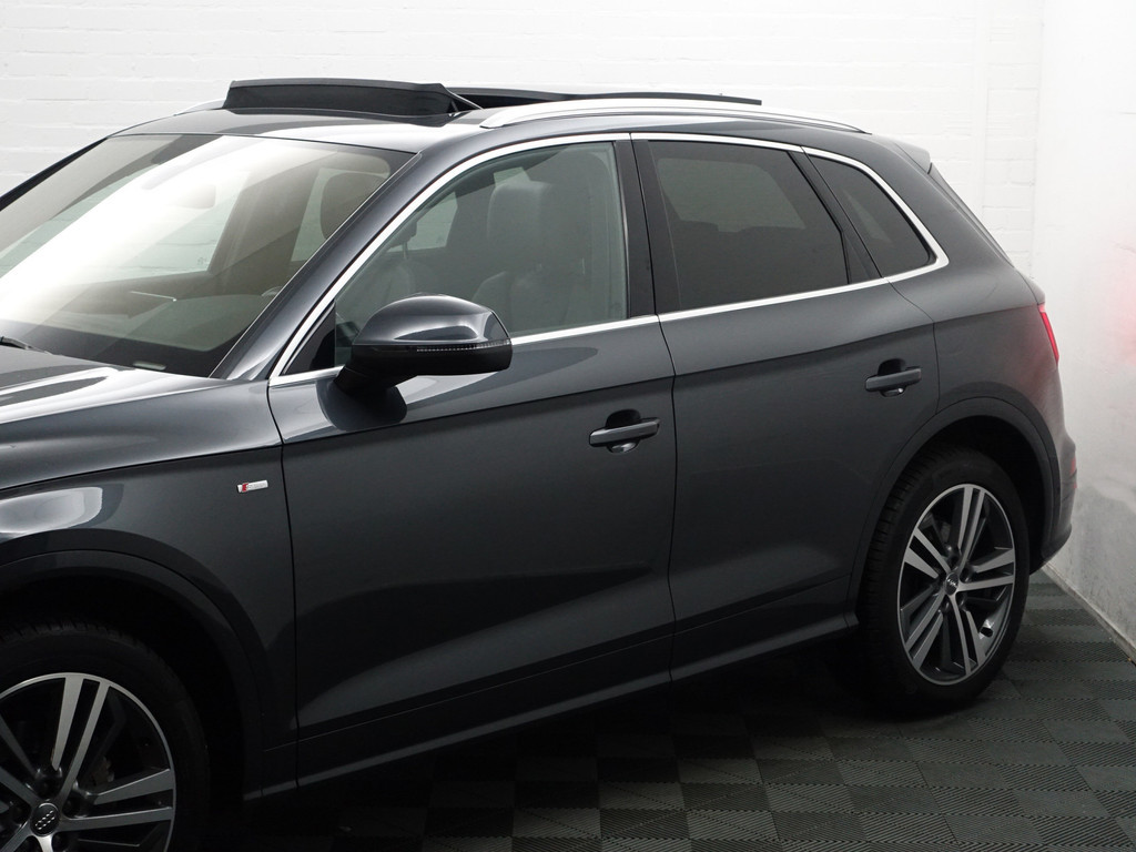 
								Audi Q5 45 TFSI Quattro S Line Aut- Panodak, Bang Olufsen, Memory, Standkachel, Keyless, Ada Cruise, Xenon Led vol									