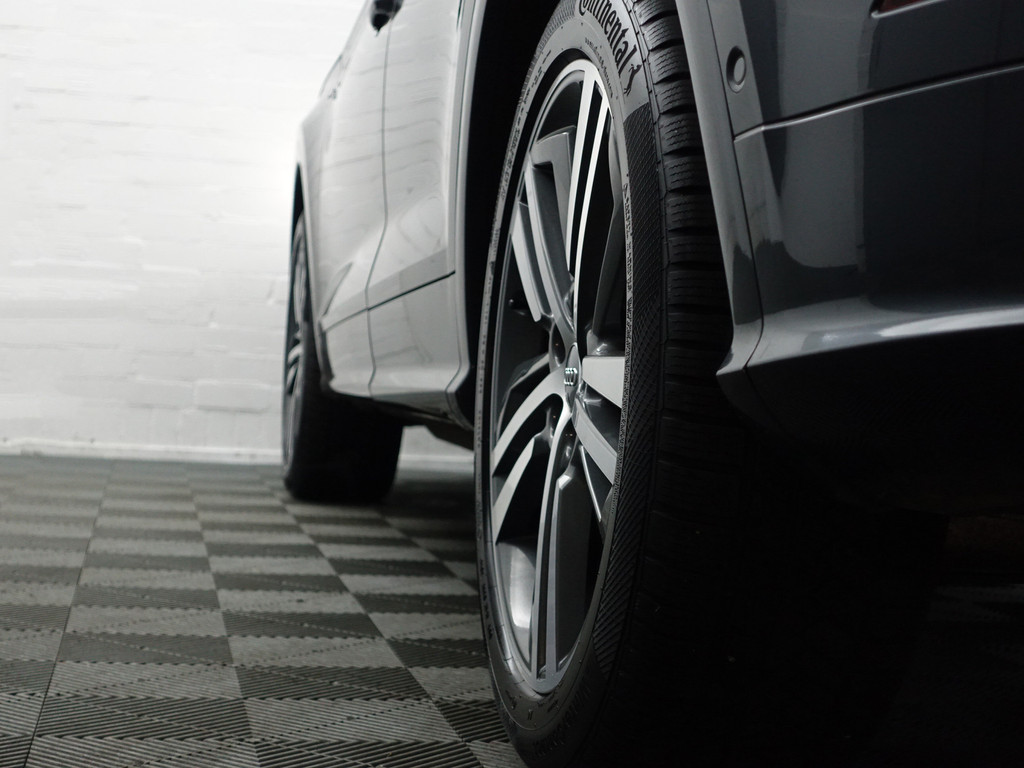 
								Audi Q5 45 TFSI Quattro S Line Aut- Panodak, Bang Olufsen, Memory, Standkachel, Keyless, Ada Cruise, Xenon Led vol									