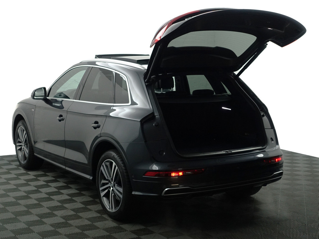 
								Audi Q5 45 TFSI Quattro S Line Aut- Panodak, Bang Olufsen, Memory, Standkachel, Keyless, Ada Cruise, Xenon Led vol									