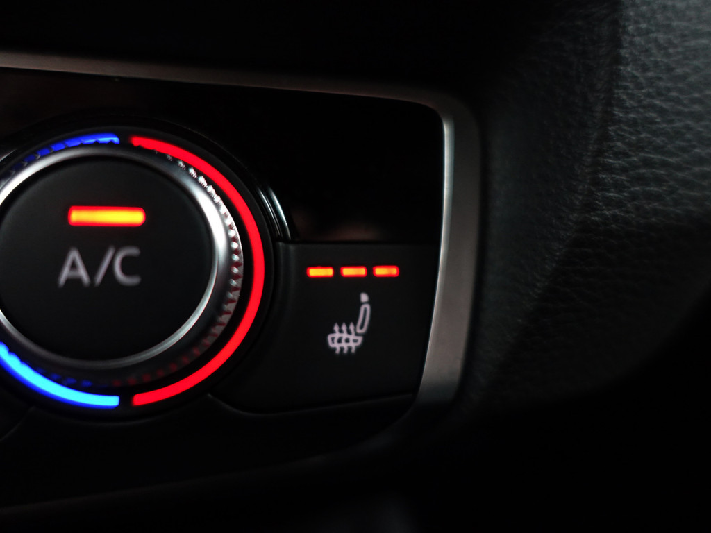 
Audi RSQ3 TFSI 400pk RS Dynamic+ Black Optic Aut- Carbon, Sfeerverlichting, Xenon Led Matrix, Keyless, Alcantara Afwerking, Ada Cruise vol									