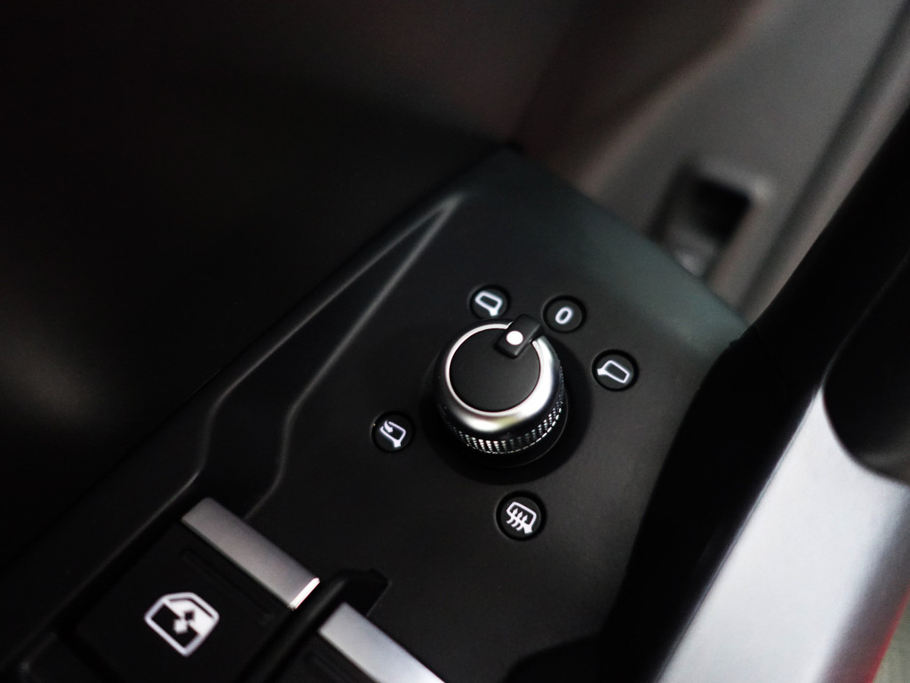 
Audi RSQ3 TFSI 400pk RS Dynamic+ Black Optic Aut- Carbon, Sfeerverlichting, Xenon Led Matrix, Keyless, Alcantara Afwerking, Ada Cruise vol									