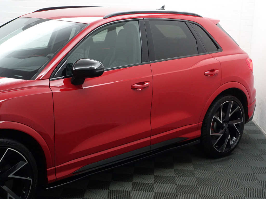 
Audi RSQ3 TFSI 400pk RS Dynamic+ Black Optic Aut- Carbon, Sfeerverlichting, Xenon Led Matrix, Keyless, Alcantara Afwerking, Ada Cruise vol									