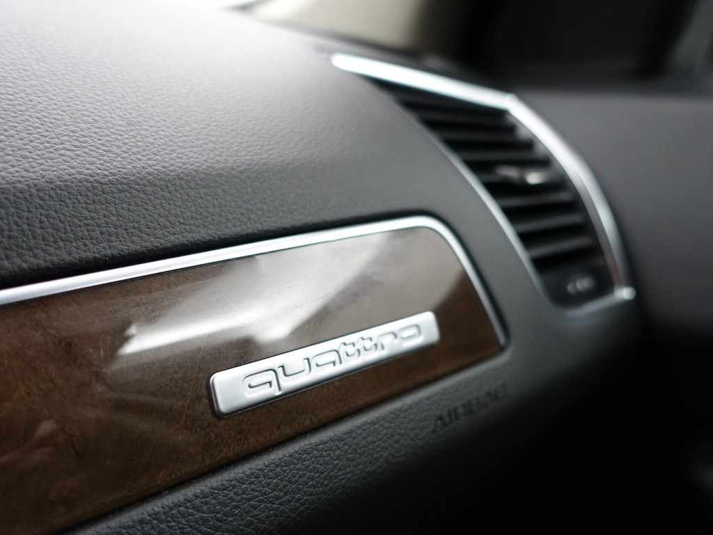 
								Audi Q5 2.0 TFSI Quattro S-line Aut- Xenon Led, Park Assist, Verlaagd, Stoelverwarming, Leder Interieur vol									