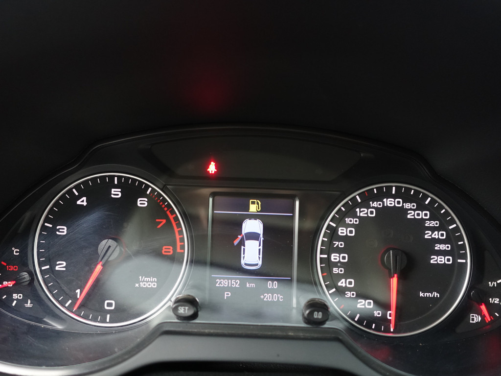 
								Audi Q5 2.0 TFSI Quattro S-line Aut- Xenon Led, Park Assist, Verlaagd, Stoelverwarming, Leder Interieur vol									