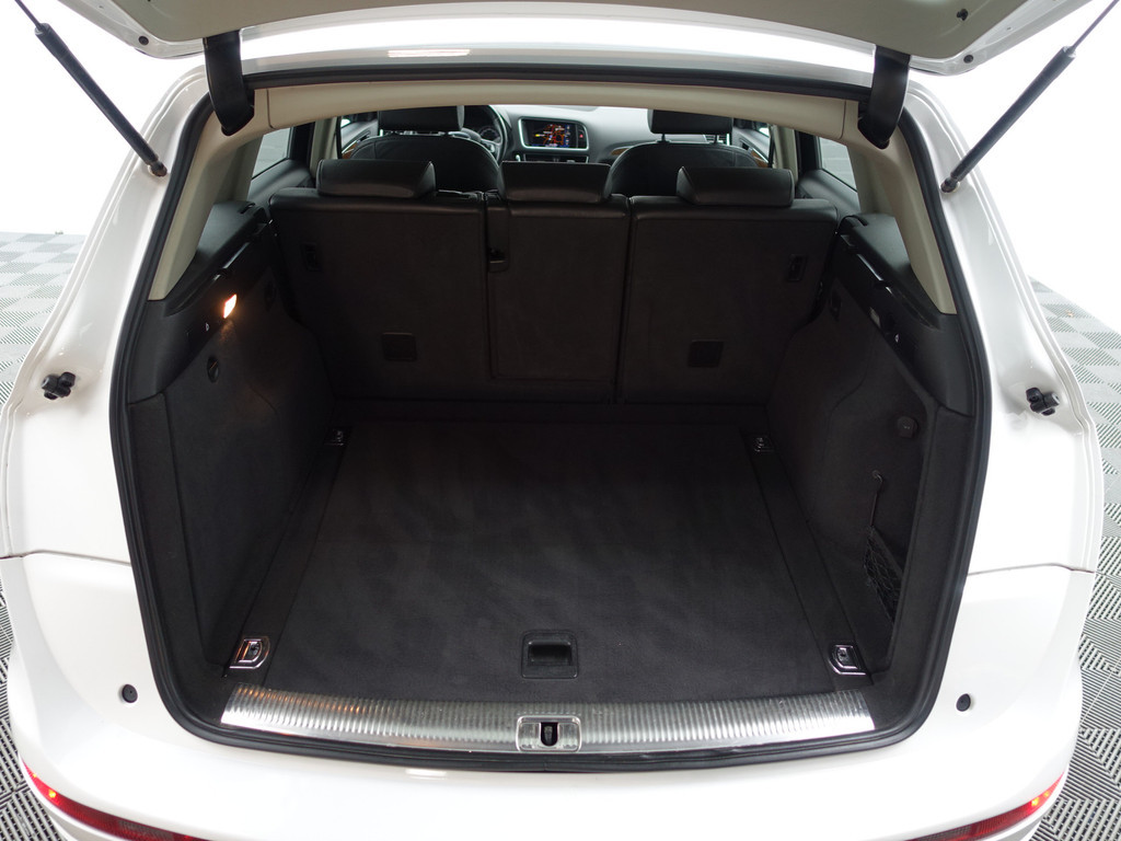 
								Audi Q5 2.0 TFSI Quattro S-line Aut- Xenon Led, Park Assist, Verlaagd, Stoelverwarming, Leder Interieur vol									