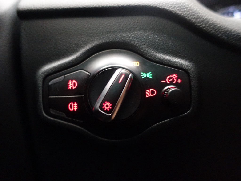 
Audi Q5 3.0 TDI SQ5 Quattro Pro Line S Adap Cruise, Lane Assist, Panodak, Bang Olufsen, Memory, Carbon Inleg vol									