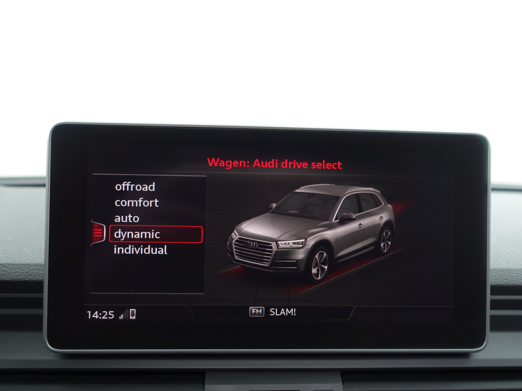 
Audi Q5 2.0 TFSI Quattro S Line Black Optic Aut- Panodak, Memory Seats, Dynamic Select, Carbon Pakket, Sfeerverlichting vol									