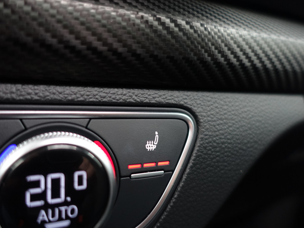 
Audi Q5 2.0 TFSI Quattro S Line Black Optic Aut- Panodak, Memory Seats, Dynamic Select, Carbon Pakket, Sfeerverlichting vol									