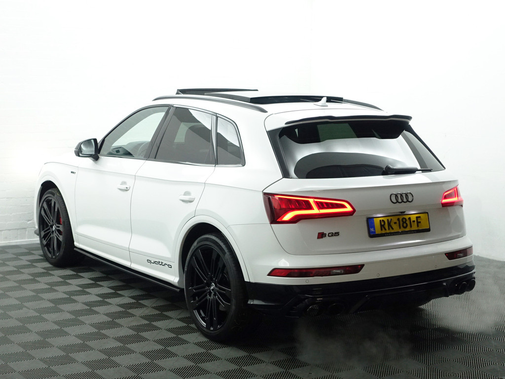 
								Audi Q5 3.0 TFSI SQ5 Quattro Competition Aut- Panodak, Standkachel, Keyless, Xenon Led, Alcantara Sport Interieur vol									