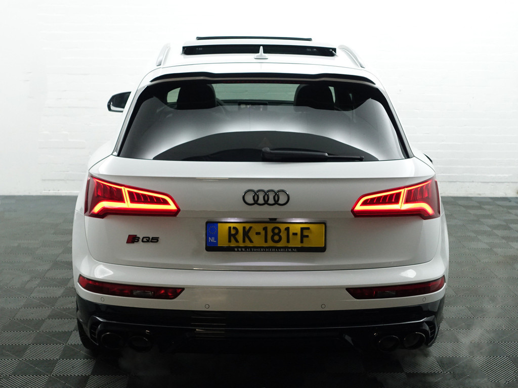 
								Audi Q5 3.0 TFSI SQ5 Quattro Competition Aut- Panodak, Standkachel, Keyless, Xenon Led, Alcantara Sport Interieur vol									