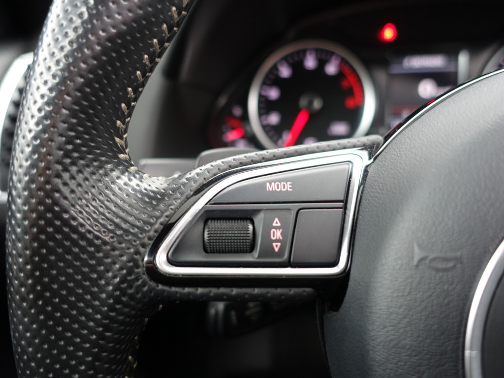 
Audi Q5 2.0 TFSI 225pk Quattro S Line Aut- Bang Olufsen, Panodak, Keyless, Xenon Led, Ada Cruise, Sport Leder Interieur vol									