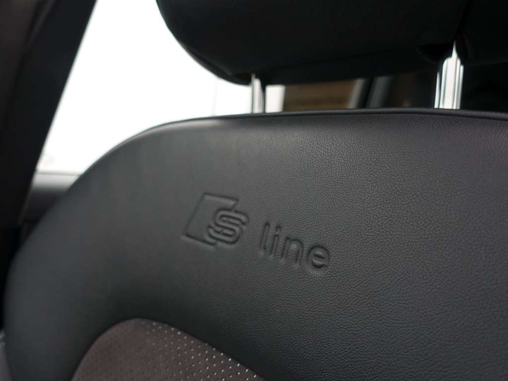 
Audi Q5 2.0 TFSI 225pk Quattro S Line Aut- Bang Olufsen, Panodak, Keyless, Xenon Led, Ada Cruise, Sport Leder Interieur vol									