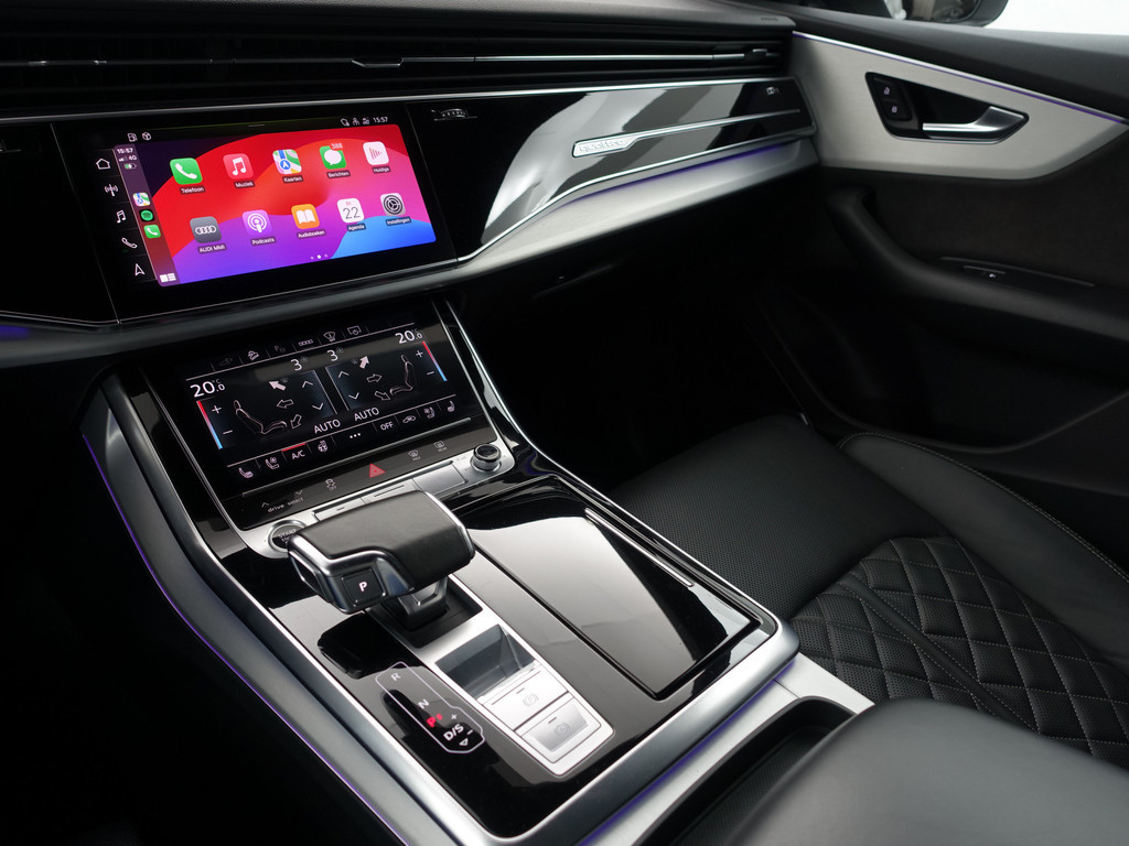 
								Audi Q8 60 TFSI e Quattro S Competition- Night Vision, Stoelmassage, Stoelventilatie, Bang Olufsen, Head Up, Luchtvering vol									