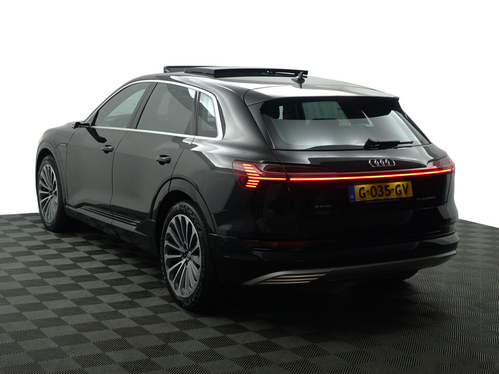 
								Audi e-tron e-tron 55 quattro advanced 95 kWh- Camera Spiegels, 2x Laadpoort, Panoramadak, 360 Camera, Sfeerverlichting, Memory vol									