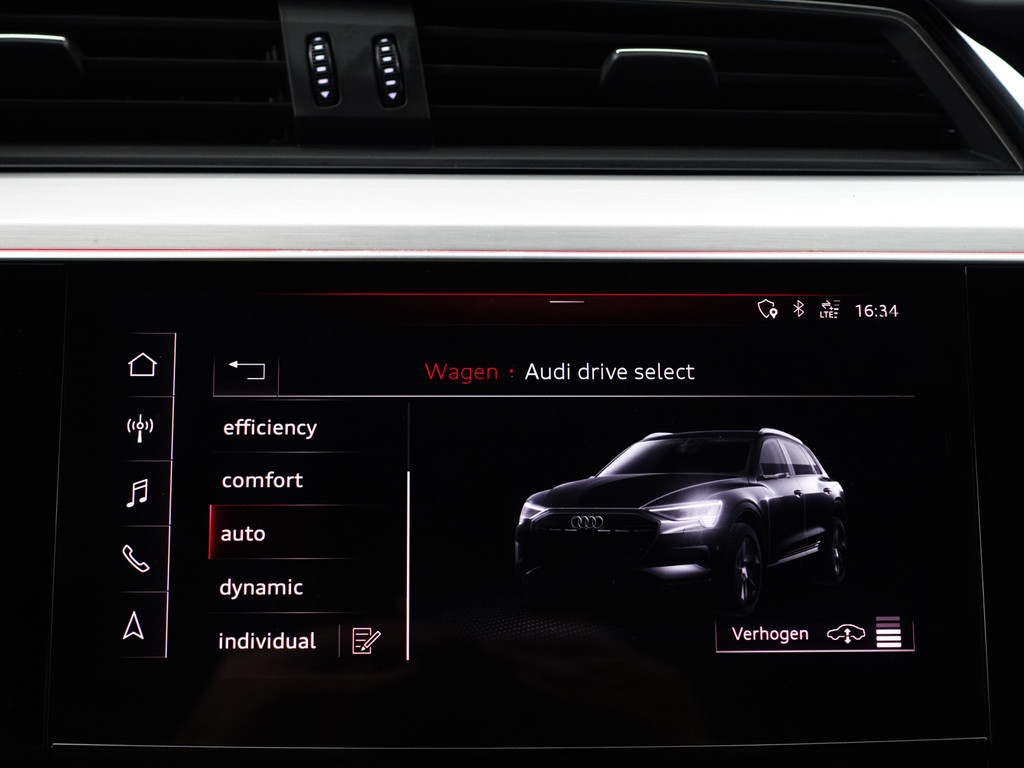 
								Audi e-tron e-tron 55 quattro advanced 95 kWh- Camera Spiegels, 2x Laadpoort, Panoramadak, 360 Camera, Sfeerverlichting, Memory vol									