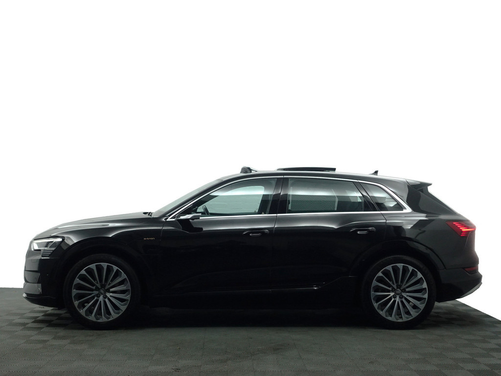 
								Audi e-tron e-tron 55 quattro advanced 95 kWh- Camera Spiegels, 2x Laadpoort, Panoramadak, 360 Camera, Sfeerverlichting, Memory vol									