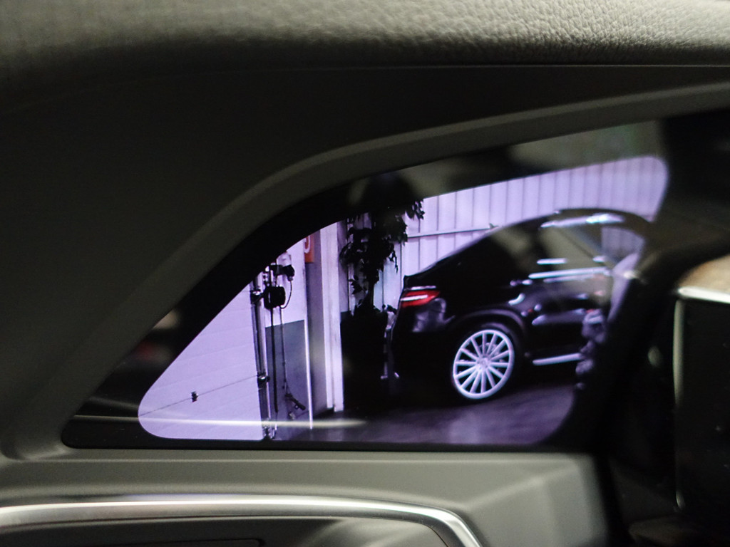 
Audi e-tron e-tron 55 Quattro advanced Pro Line Plus 95 kWh Audi exclusive interior, Massage stoelen, Panodak, Stoelventilatie, Camera spiegels vol									