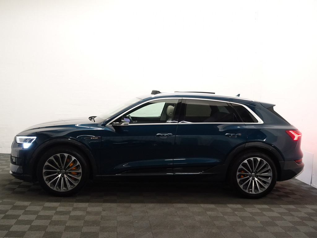 
Audi e-tron e-tron 55 Quattro advanced Pro Line Plus 95 kWh Audi exclusive interior, Massage stoelen, Panodak, Stoelventilatie, Camera spiegels vol									