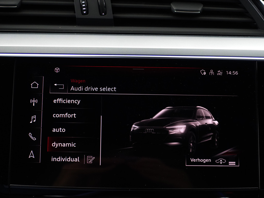 
								Audi e-tron 55 quattro Business edition Plus 95 kWh 2x Laadpoort, Panoramadak, Memory, Carplay, Leder Sport Interieur, Sfeerverlichting vol									