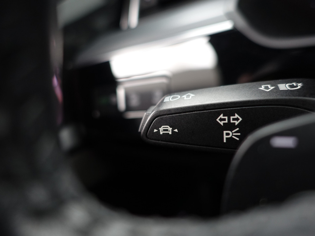 
Audi e-tron e-tron 55 Quattro advanced Pro Line Plus 95 kWh- Night Vision, Bang Olufsen, Camera Spiegels, 360 Camera, Head Up, Memory vol									