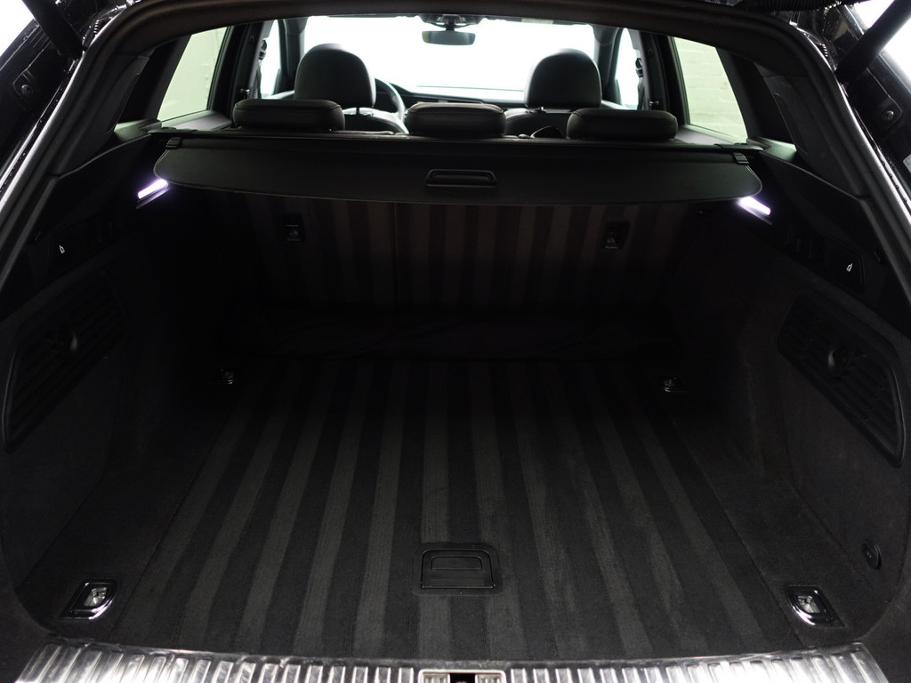 
Audi e-tron e-tron 55 Quattro advanced Pro Line Plus 95 kWh- Night Vision, Bang Olufsen, Camera Spiegels, 360 Camera, Head Up, Memory vol									