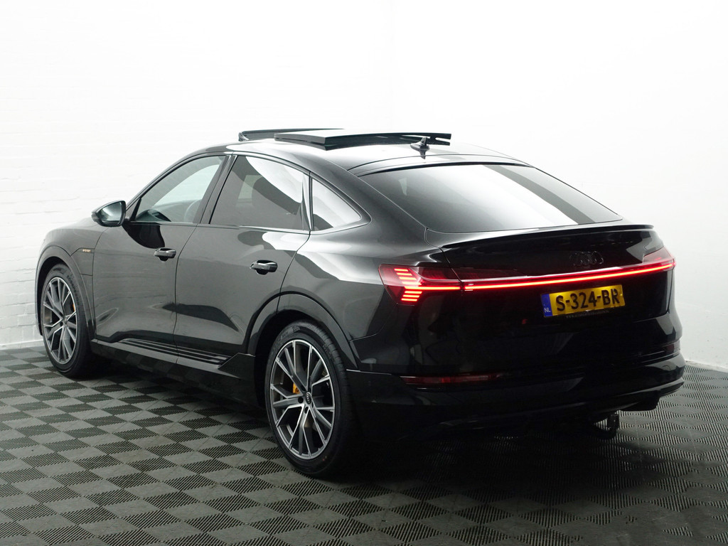 
Audi e-tron Sportback 55 quattro S Competition 95 kWh Aut- Design Leder, Bang Olufsen, Panodak, Memory Seats, Sfeerverlichting, Ada Cruise vol									