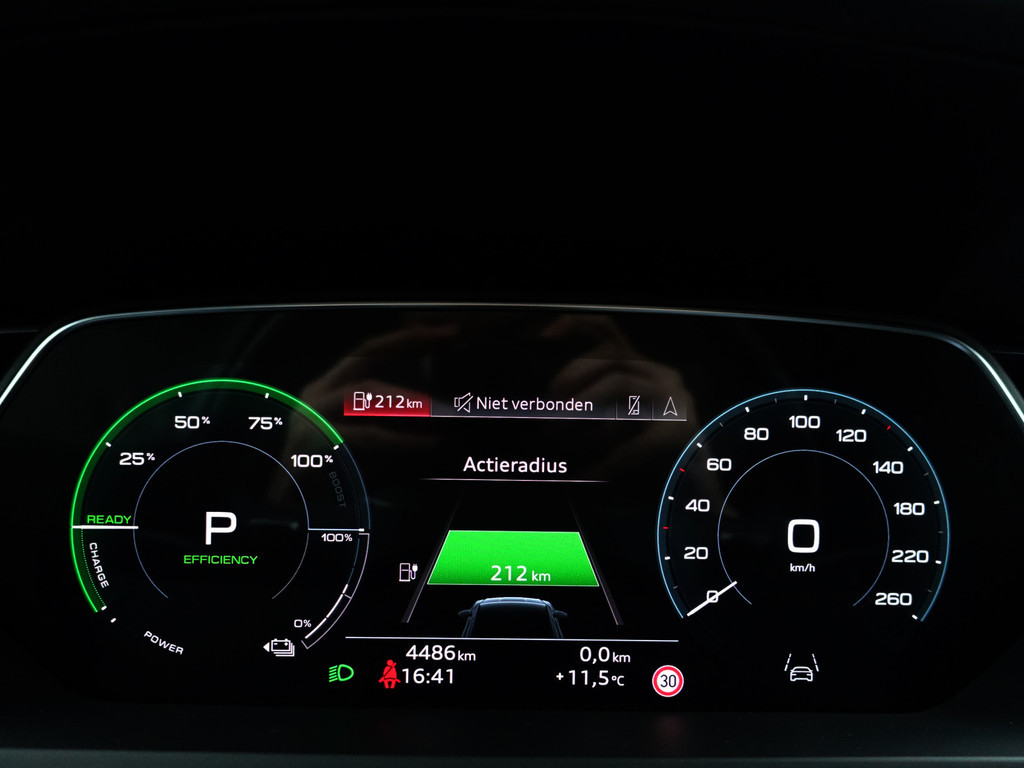 
Audi e-tron Sportback 55 quattro S Competition 95 kWh Aut- Design Leder, Bang Olufsen, Panodak, Memory Seats, Sfeerverlichting, Ada Cruise vol									