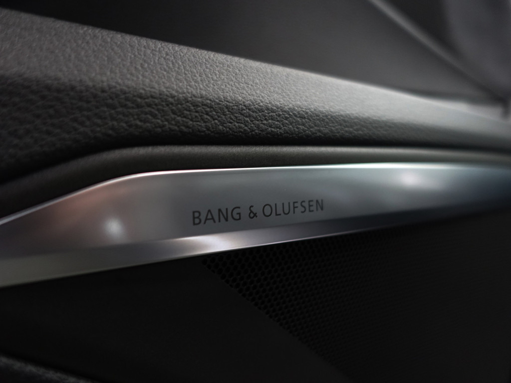 
Audi e-tron Sportback 55 quattro S Competition 95 kWh Aut- Design Leder, Bang Olufsen, Panodak, Memory Seats, Sfeerverlichting, Ada Cruise vol									