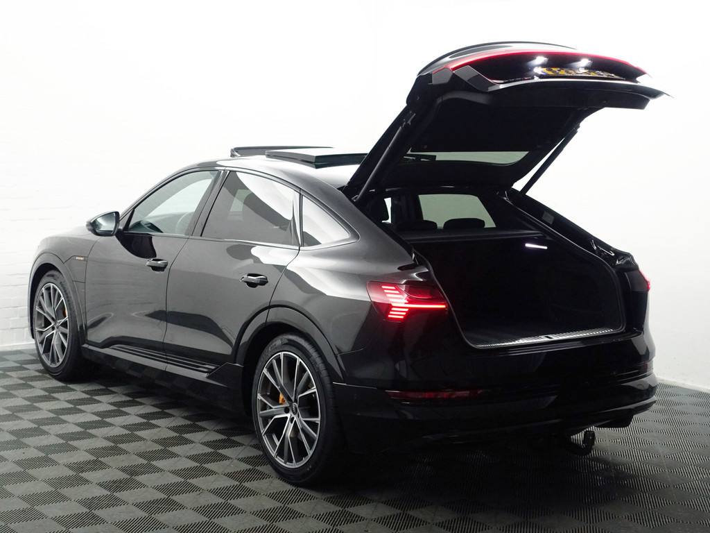 
Audi e-tron Sportback 55 quattro S Competition 95 kWh Aut- Design Leder, Bang Olufsen, Panodak, Memory Seats, Sfeerverlichting, Ada Cruise vol									