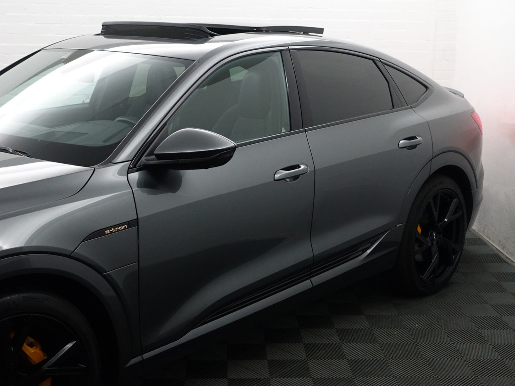 
Audi e-tron Sportback 55 quattro S Competition 95 kWh- Bang Olufsen, 2x Laadpoort, Design Leder, Head Up, Luchtvering Panodak vol									