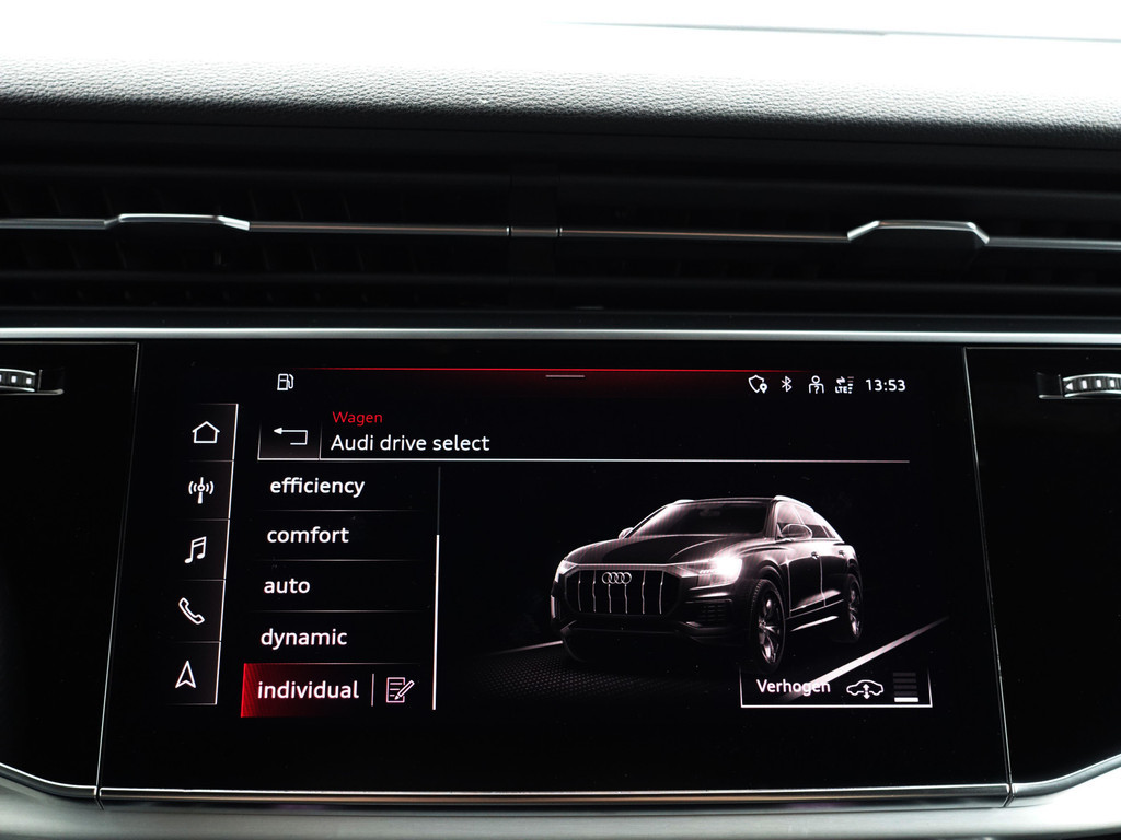 
								Audi Q8 55 TFSI e Quattro S Competition Aut- Panoramadak, Design Leder, Bang Olufsen, Head Up, Sfeerverlichting, Memory, CarPlay vol									