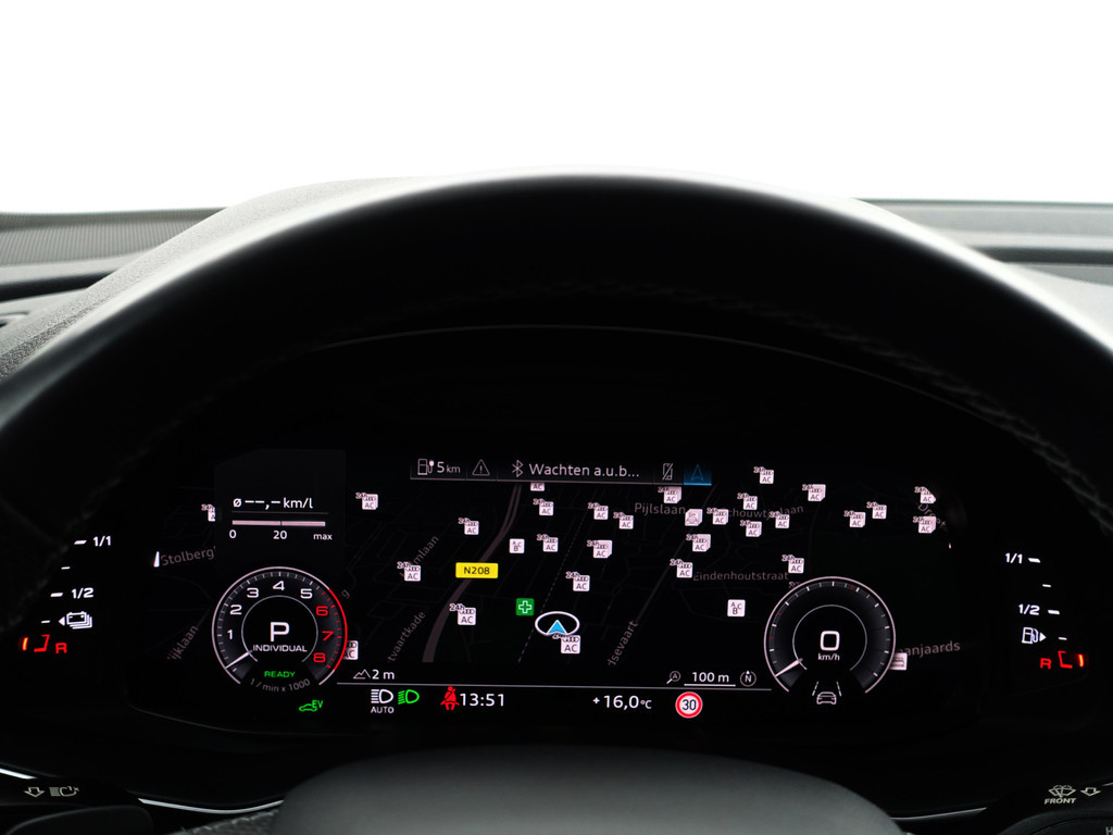 
								Audi Q8 55 TFSI e Quattro S Competition Aut- Panoramadak, Design Leder, Bang Olufsen, Head Up, Sfeerverlichting, Memory, CarPlay vol									