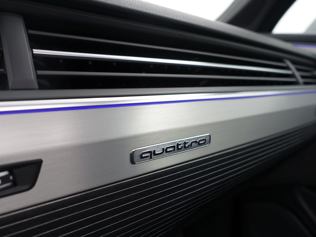 
Audi Q7 3.0 TDI e-tron Quattro S-line Premium Aut- Panoramadak, Xenon Led, Matrix, Bose Audio, Memory, Head Up vol									