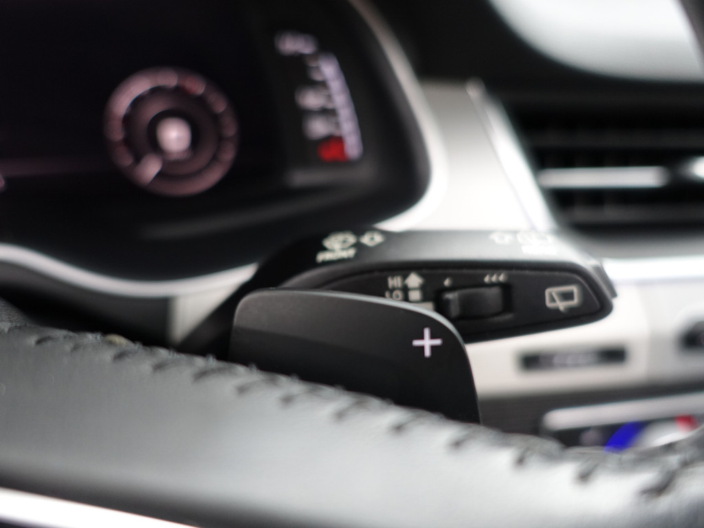 
Audi Q7 3.0 TDI e-tron Quattro S-line Premium Aut- Panoramadak, Xenon Led, Matrix, Bose Audio, Memory, Head Up vol									