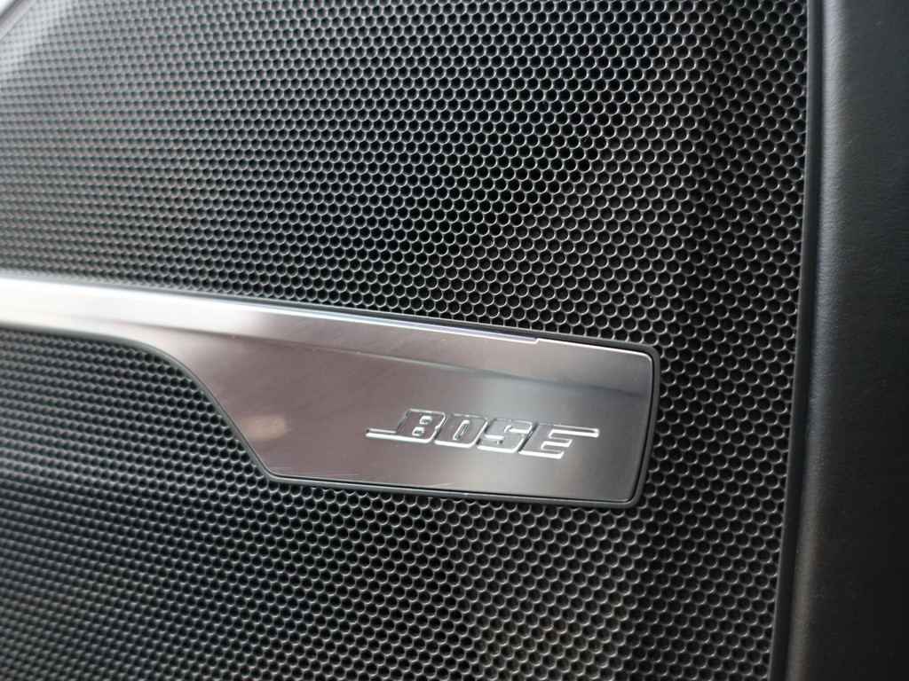 
Audi Q7 3.0 TDI e-tron Quattro S-line Premium Aut- Panoramadak, Xenon Led, Matrix, Bose Audio, Memory, Head Up vol									