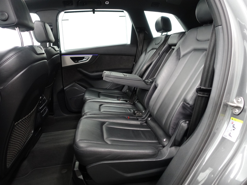 
Audi Q7 3.0 TDI e-tron Quattro S-line Premium Aut- Panoramadak, Xenon Led, Matrix, Bose Audio, Memory, Head Up vol									