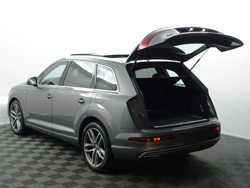 
Audi Q7 3.0 TDI e-tron Quattro S-line Premium Aut- Panoramadak, Xenon Led, Matrix, Bose Audio, Memory, Head Up vol									