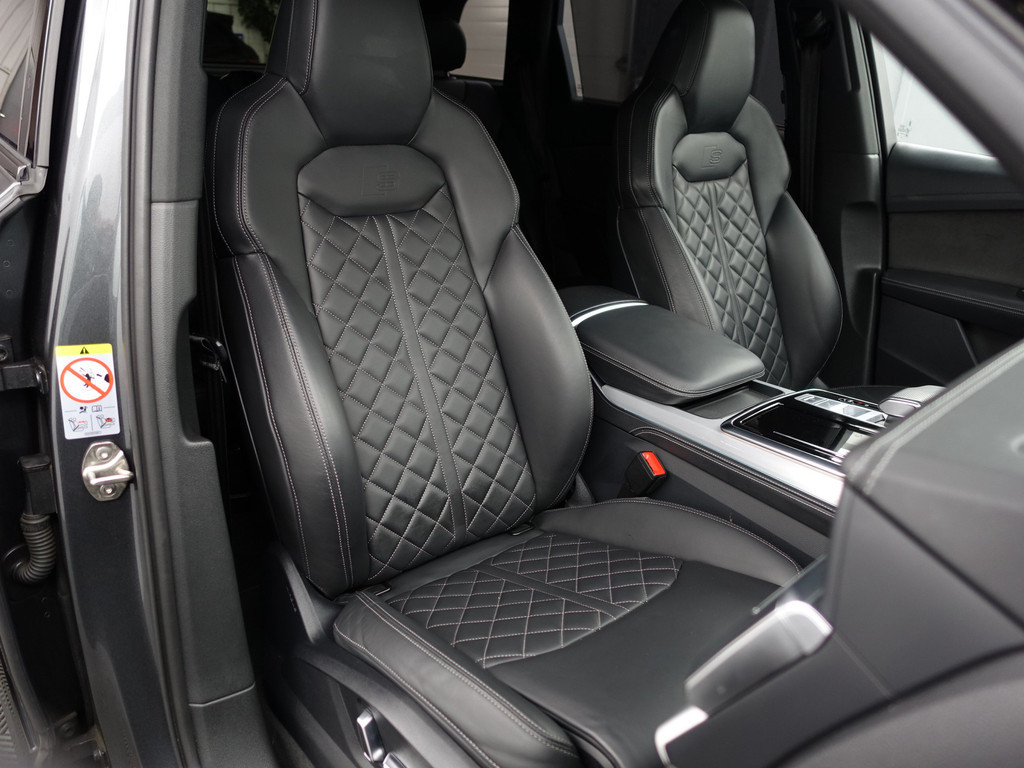 
Audi Q7 60 TFSI e Quattro S Competition- Design Leder, Luchtvering, Sfeerverlichting, Panoramadak, Bose audio, Memory vol									